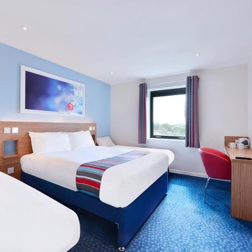 Travelodge London Richmond Central מראה חיצוני תמונה